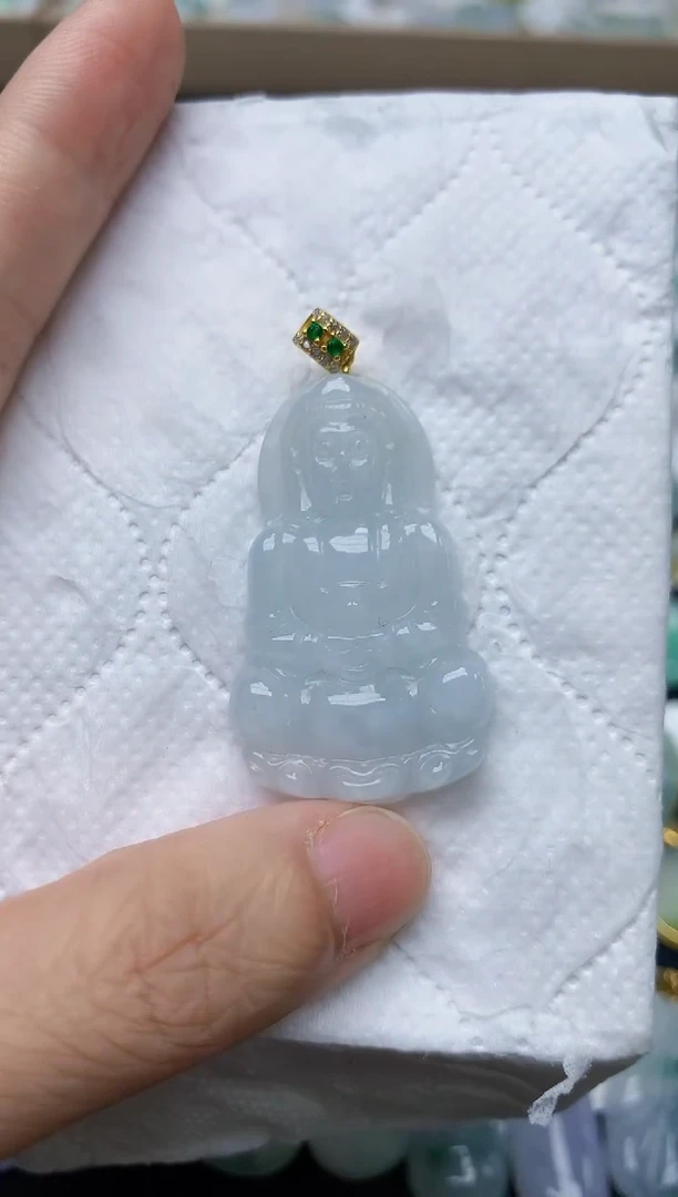 翡翠18K金镶嵌颈饰天然缅甸A货翡翠