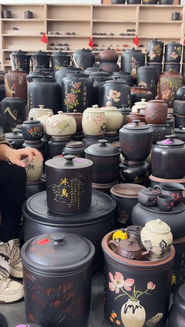 罐瑕疵茶叶罐 小八饼彩填  554