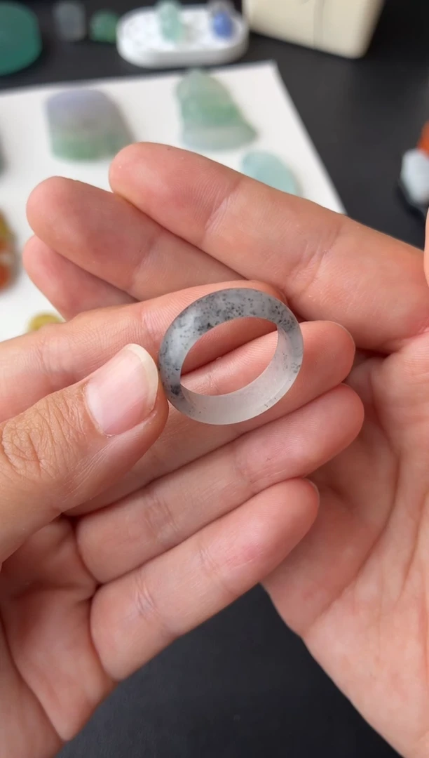 未镶嵌定制翡翠翡翠  17圈口