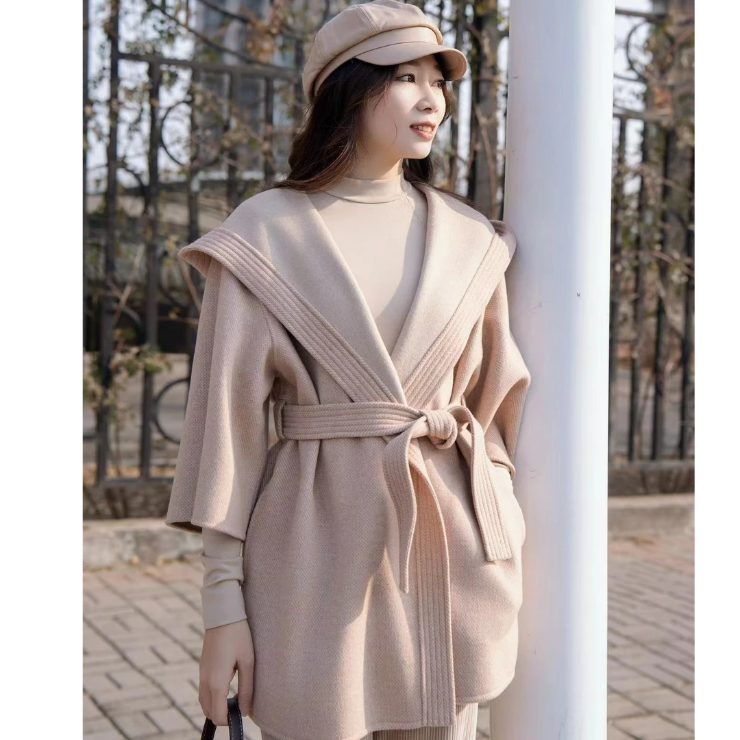 哥弟GIRDEAR 新款斗篷连帽大衣时尚保暖冬季双面呢外套1400790