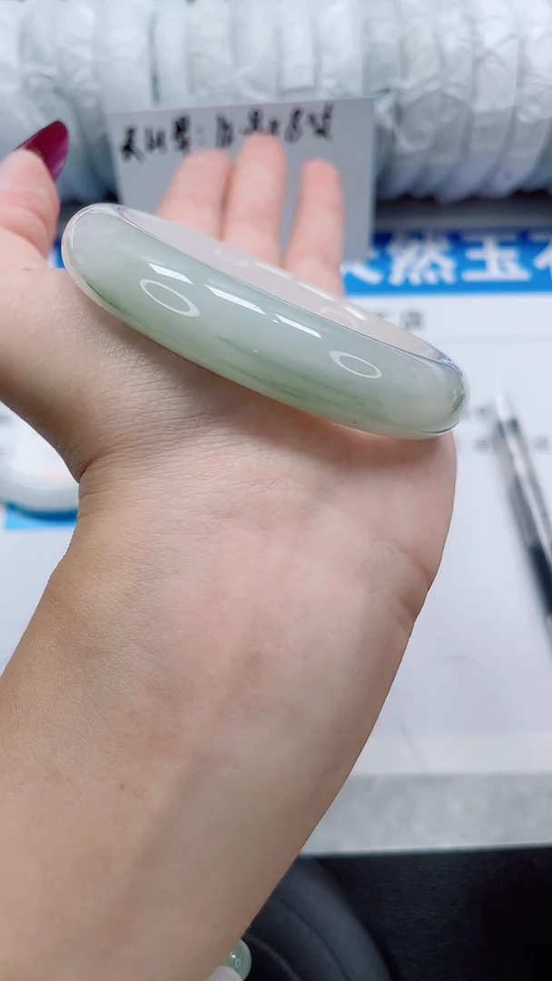 未镶嵌手镯石英质玉132-53/54