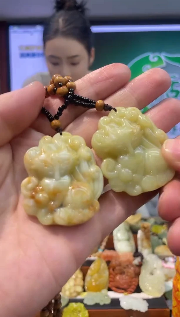 【闪购商品】岫玉吊坠未镶嵌多样性发货*拍一发一