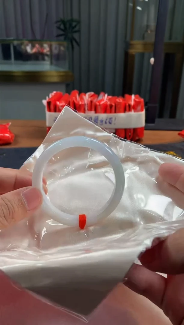 未镶嵌定制翡翠5079毛货不退不换 56-57圈