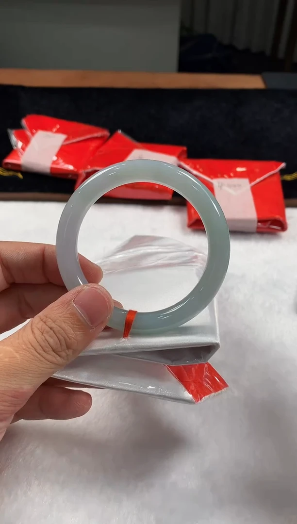 未镶嵌定制翡翠5034毛货不退不换 55-57圈