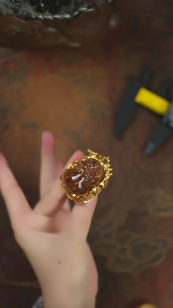 【闪购商品】水晶戒指银S925镶嵌板钛貔貅