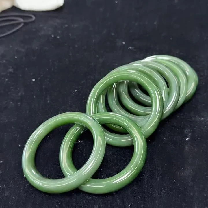 【老郑家】和田玉手镯一支 (多样性发1件)