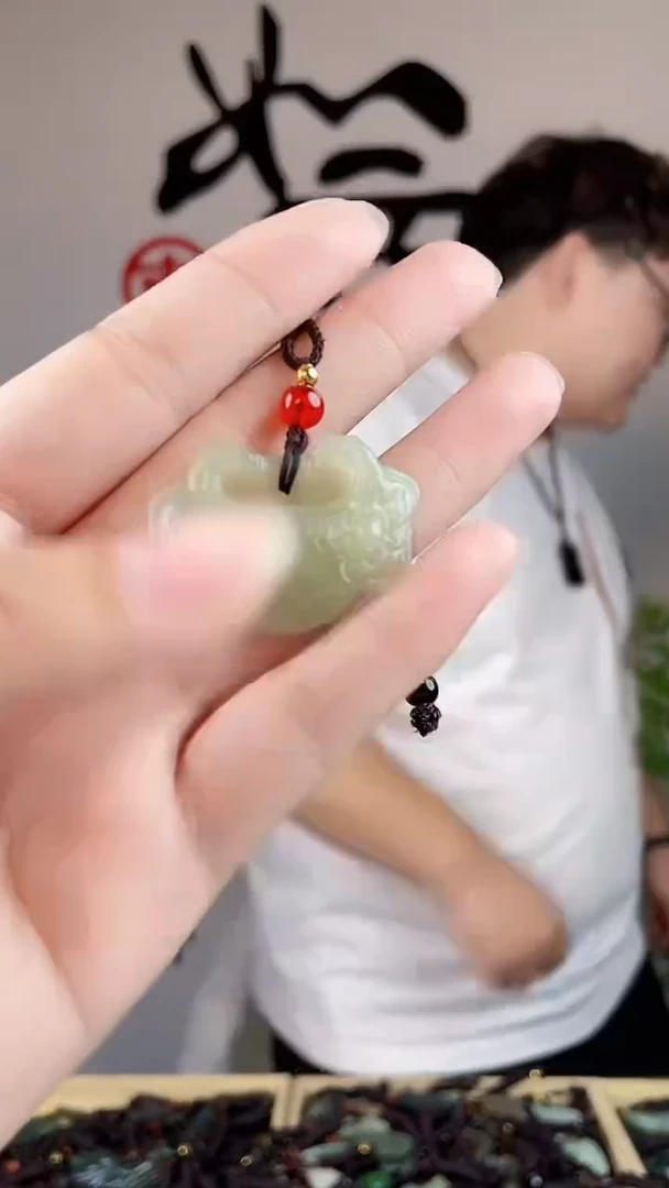 和田玉未镶嵌挂件多样性发货，拍一发一