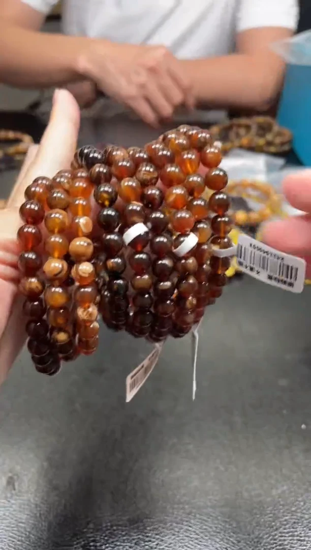 未镶嵌琥珀手串-29HDJT0162378多样性发其一