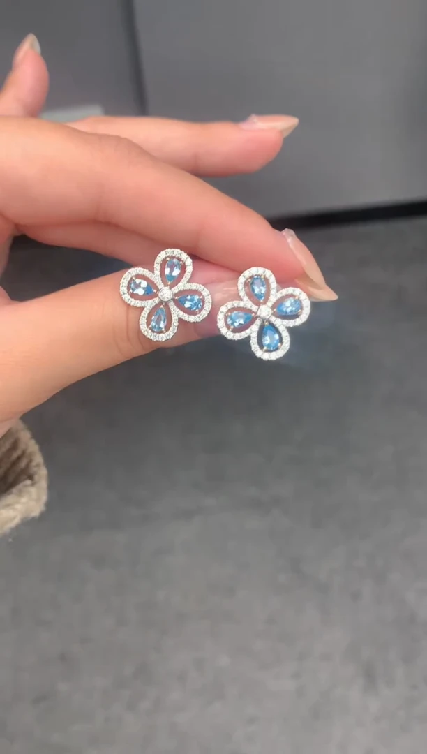 【闪购商品】海蓝宝石耳钉18K金镶嵌1.4ct海蓝宝耳钉