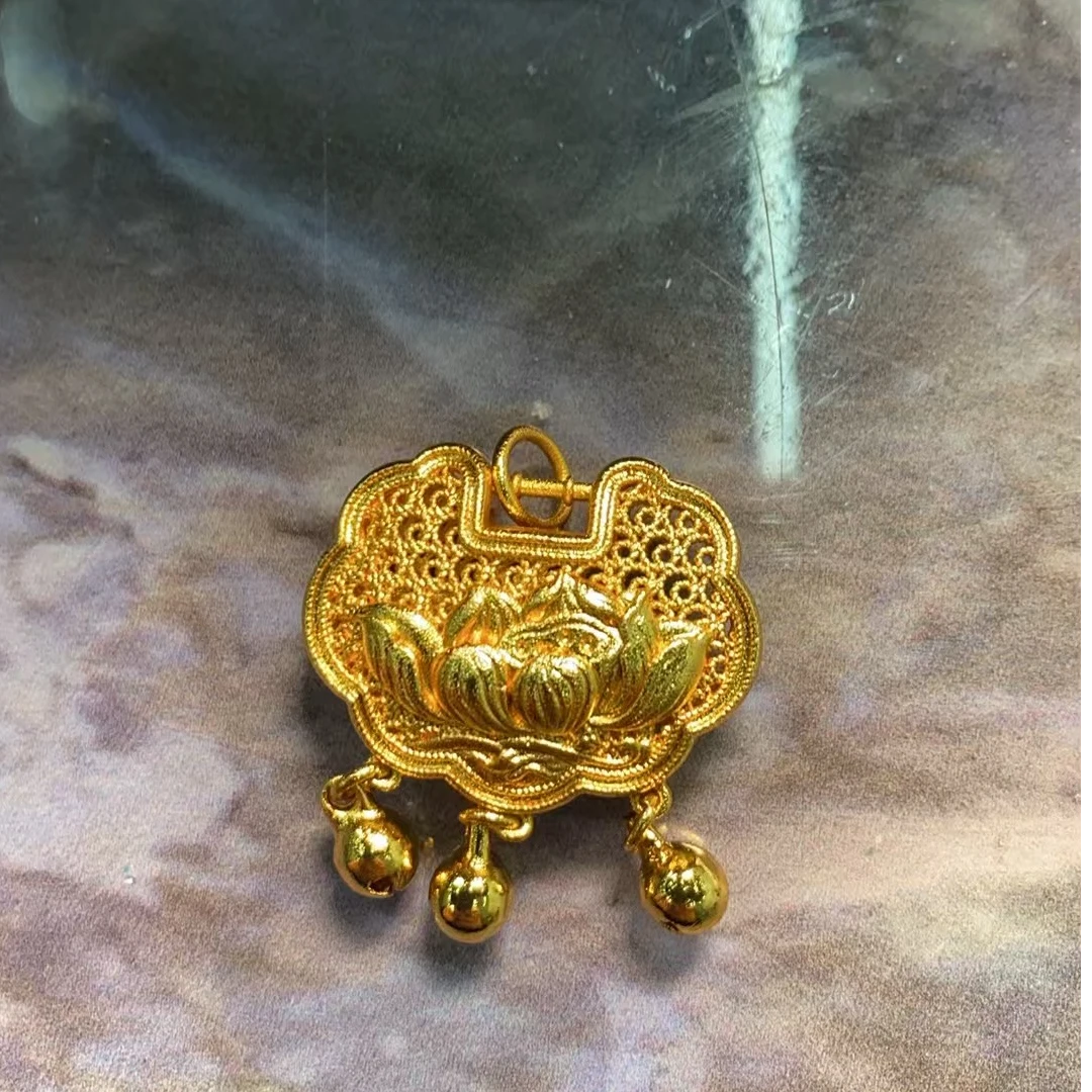 b09时尚百搭精品吊坠