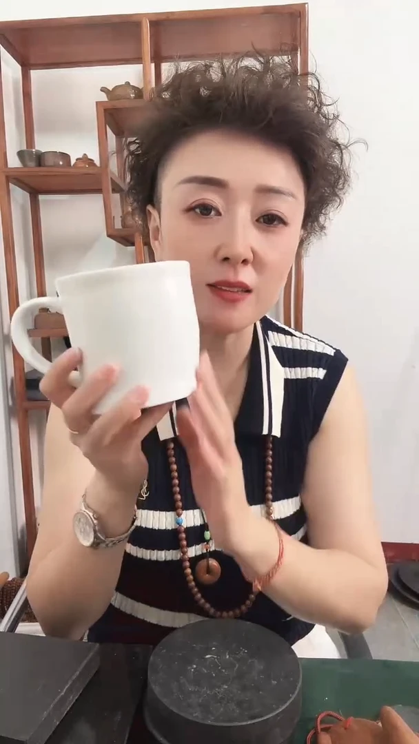 砭石砭石粉五色土白色办公杯板