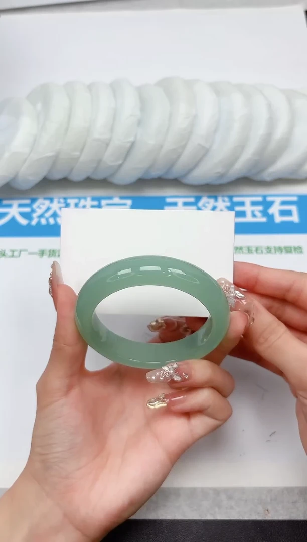 未镶嵌手镯石英质玉317-55.2