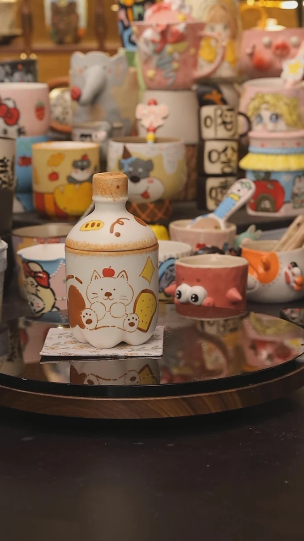 景德镇釉下彩绘设计师款式陶瓷