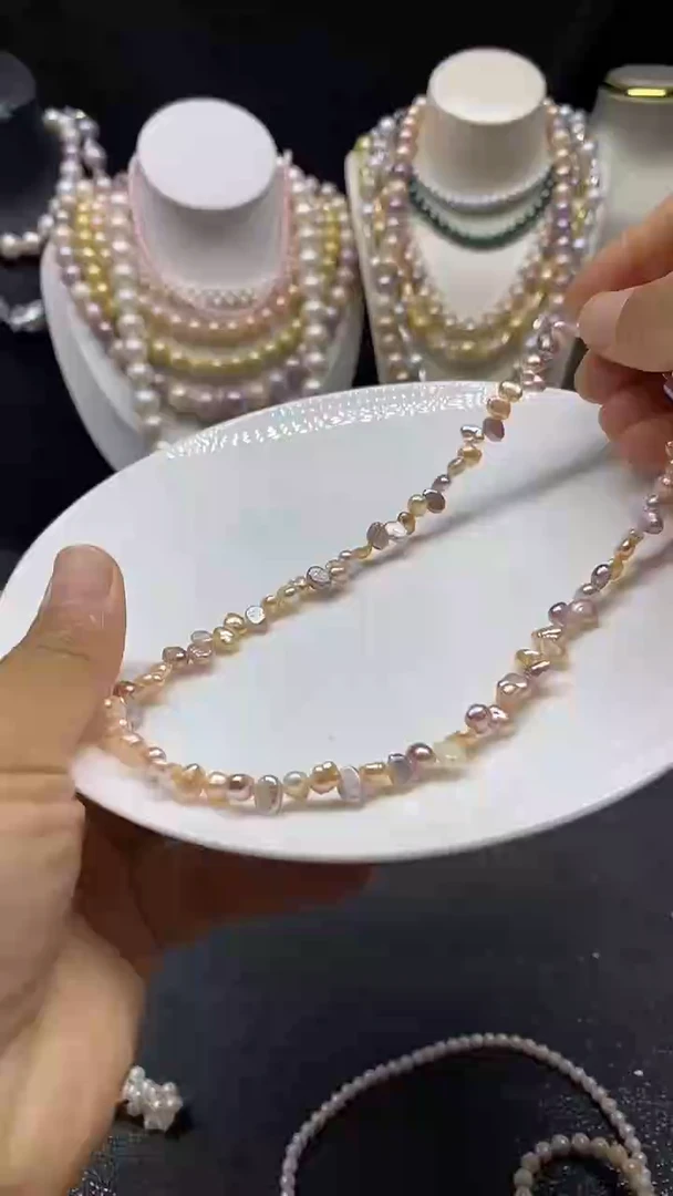 颈饰未镶嵌淡水珍珠多人