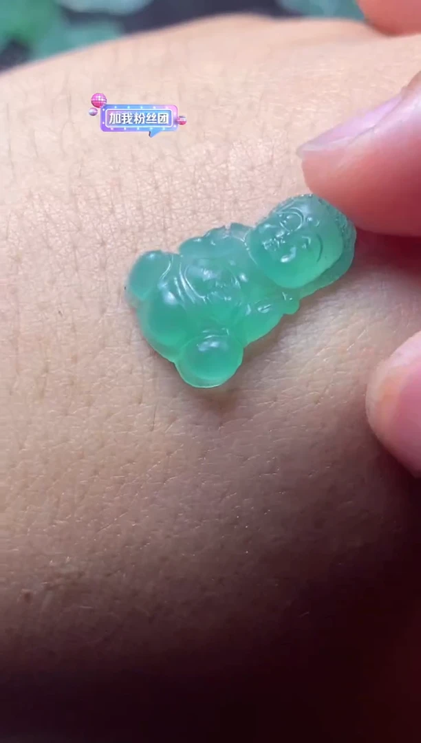 定制翡翠未镶嵌宝宝佛