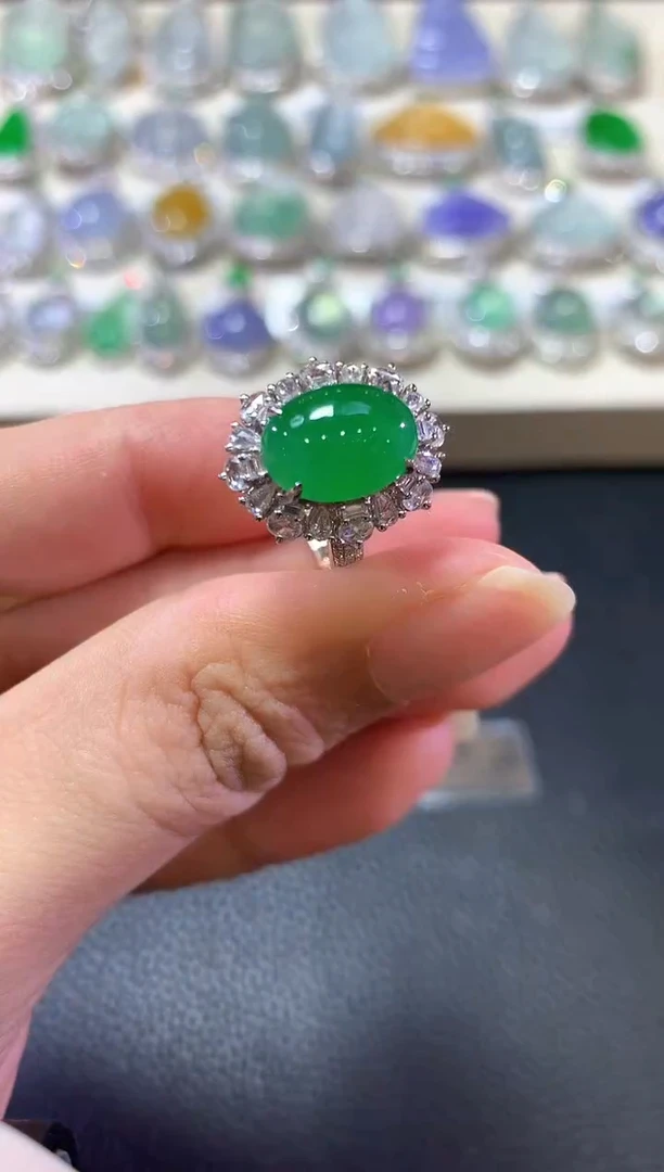 翡翠戒指18K金镶嵌b219春日珠宝