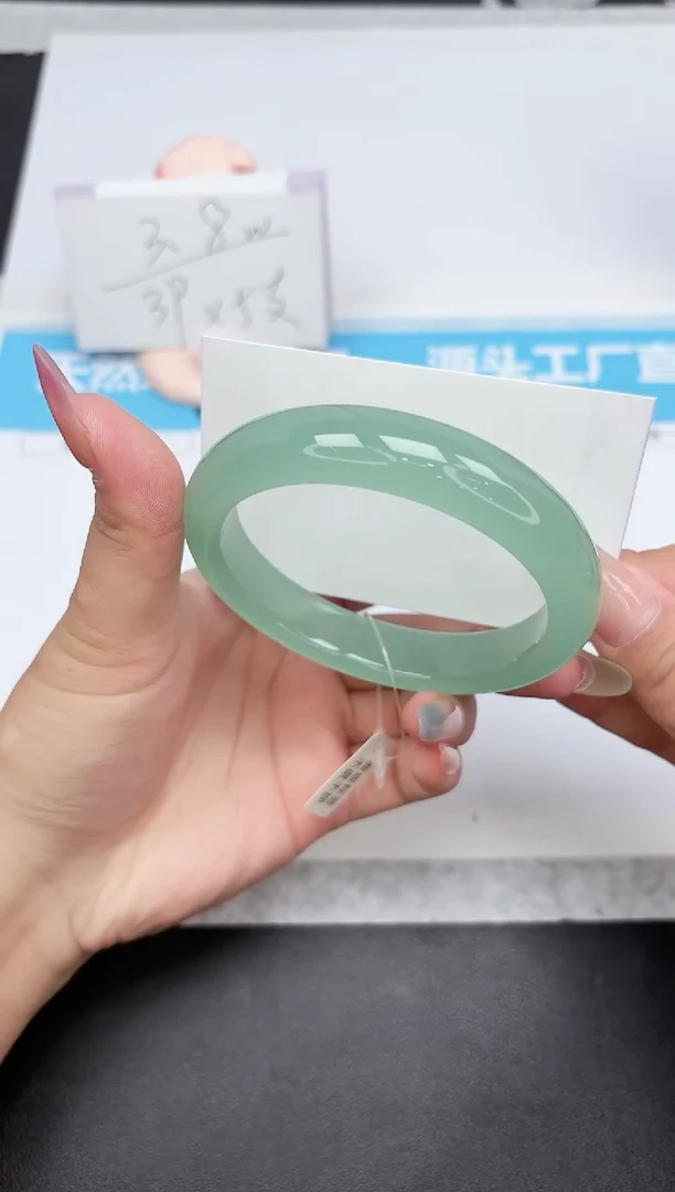 石英质玉手镯未镶嵌335-64