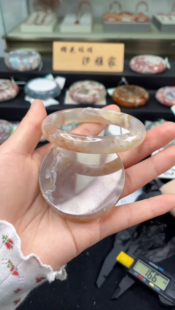 未镶嵌手镯石英质玉60圈口（赠品镯心）3985263