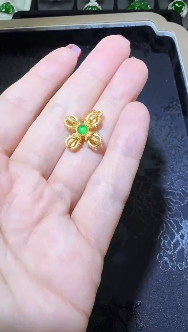 【闪购商品】翡翠颈饰银S925镶嵌金刚杵