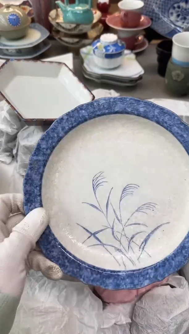 摆件呼*圈瓷器瓷器瓷器瓷器
