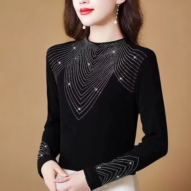 秋冬新款黑色大码烫钻上衣女半高领修身加绒长袖打底衫显瘦时尚潮