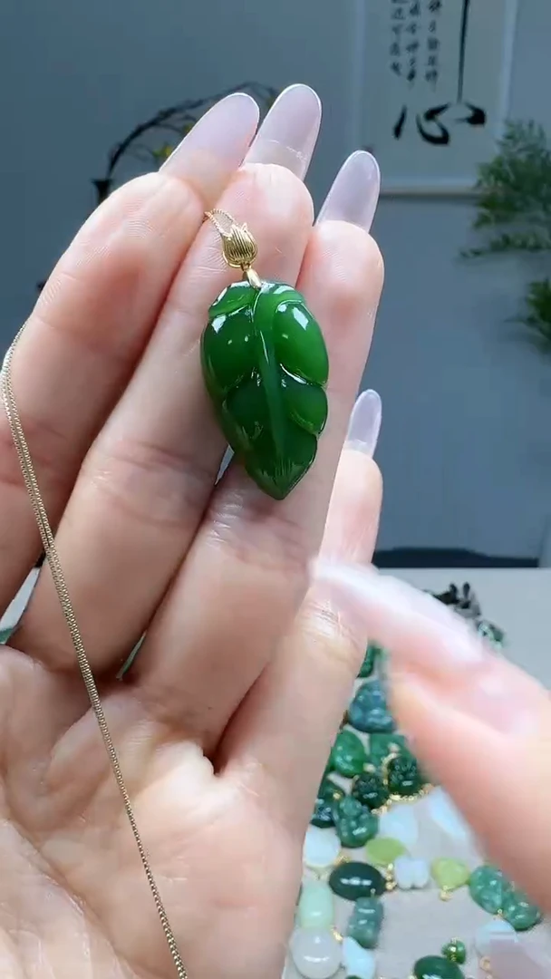 吊坠(不含链)18K金镶嵌和田玉1