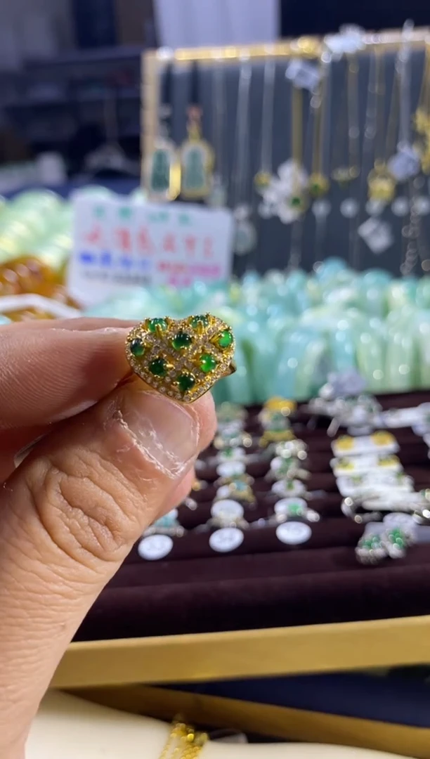 颈饰银S925镶嵌翡翠1