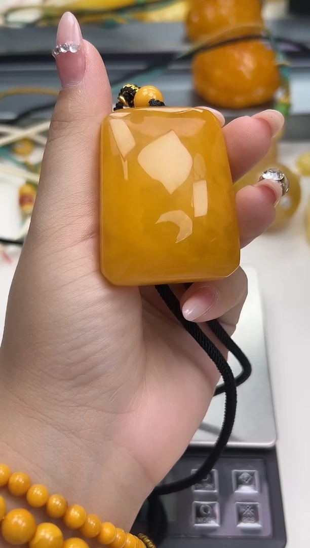 裸石琥珀未镶嵌天然琥珀蜜蜡吊坠