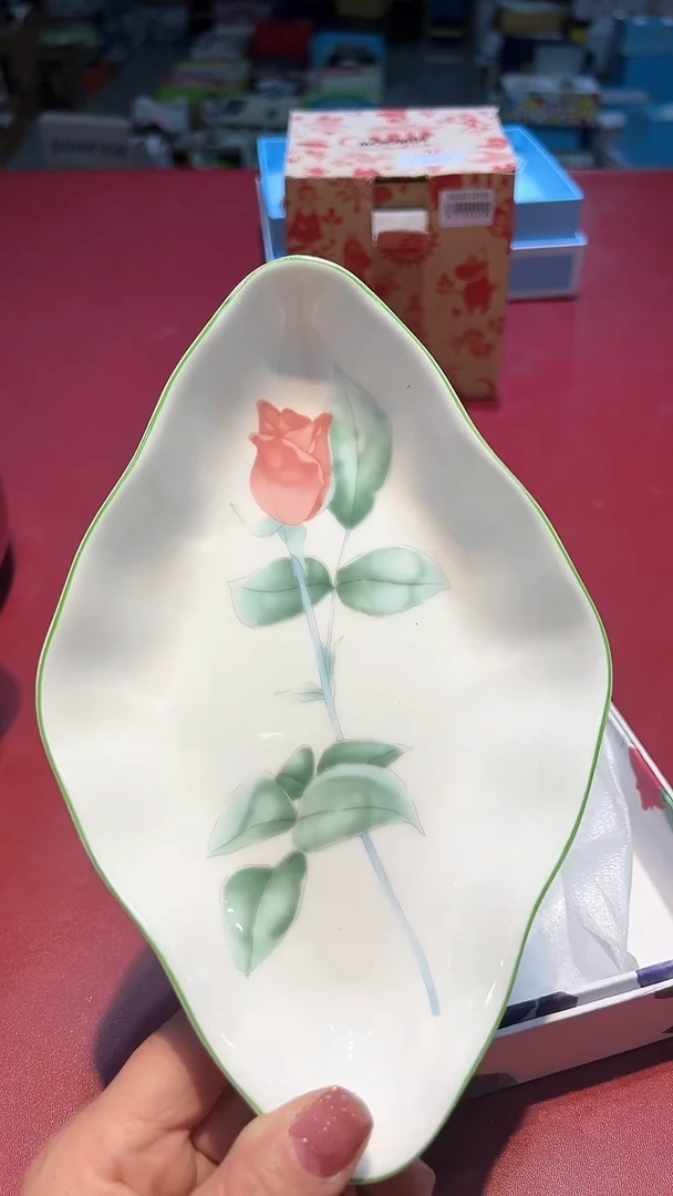 【闪购商品】瓷片锅碗瓢盆一件不剩