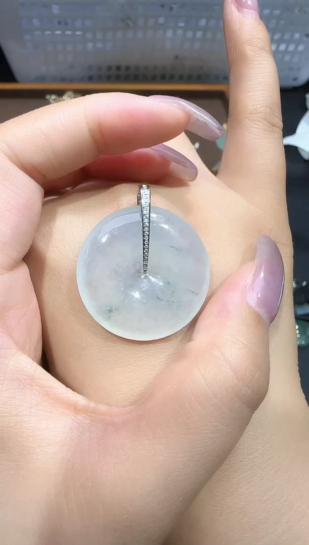翡翠18K金镶嵌颈饰250529193