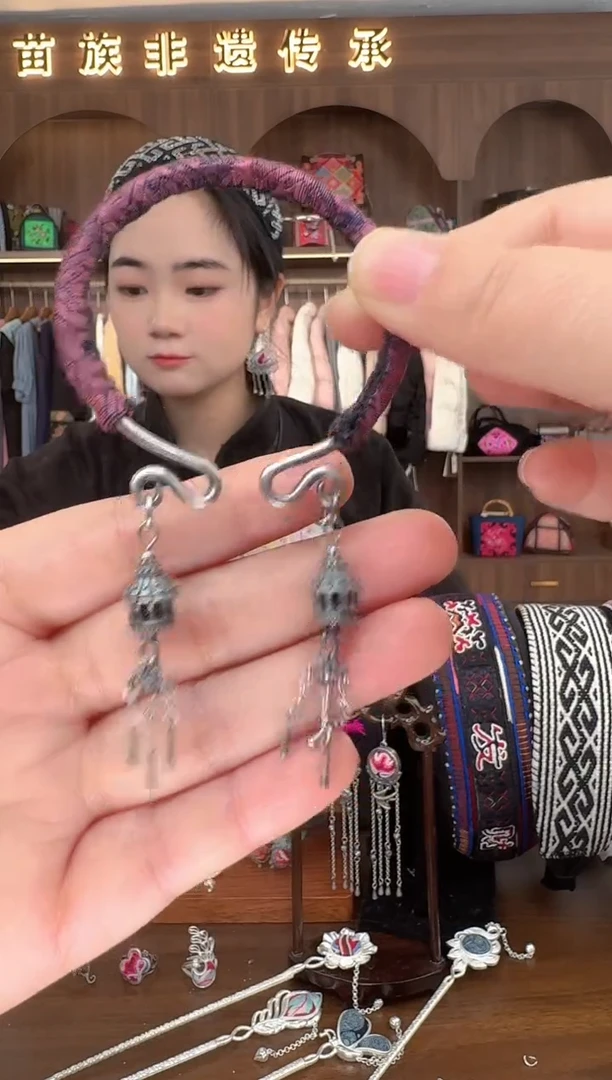 【闪购商品】织绣扶光苗绣传承63