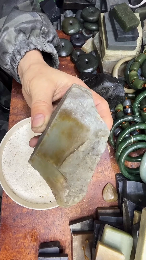 未镶嵌和田玉珠宝半成品1