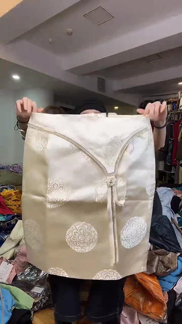 半身裙       2XL码    130-140斤（福利）