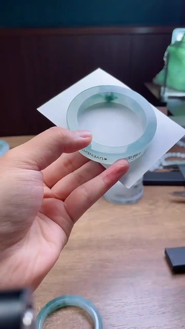 定制翡翠手镯未镶嵌多*定制