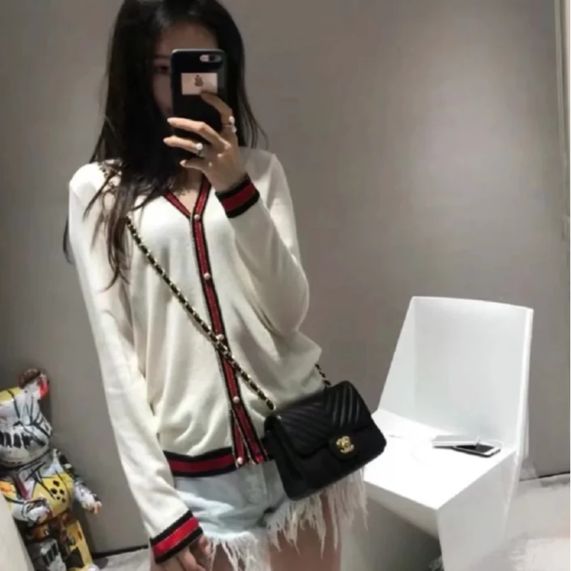 95新 GUCCI/古驰 H14313 米色条纹珍珠扣V领长袖针织开衫外套