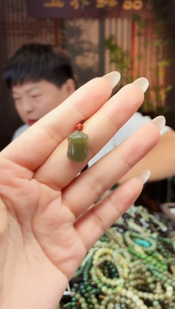 颈饰未镶嵌和田玉多样性发货拍一发一