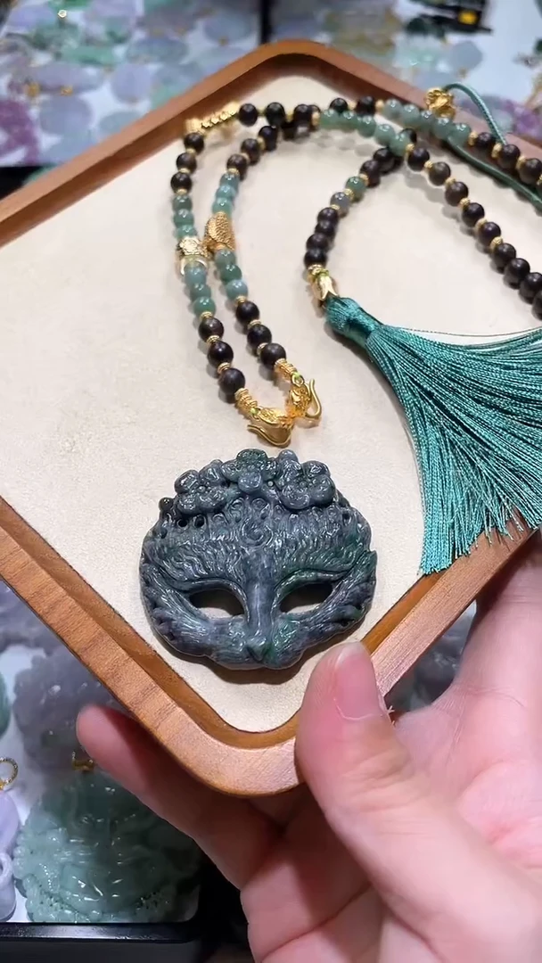 【闪购商品】翡翠颈饰未镶嵌吊坠