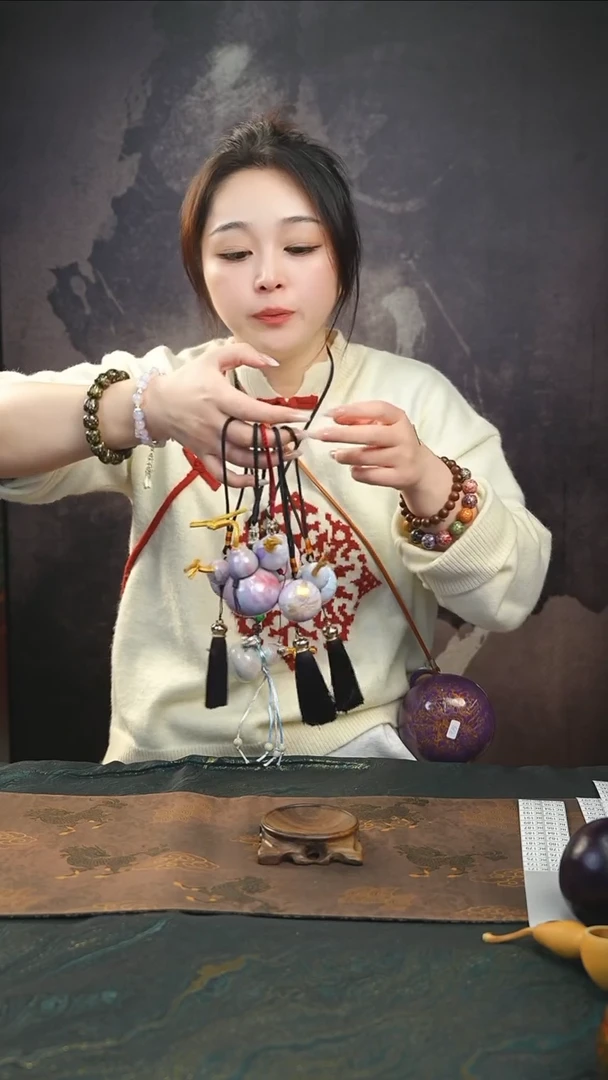 【闪购商品】RC170漂漆小手捻{未开口}随缘发一个