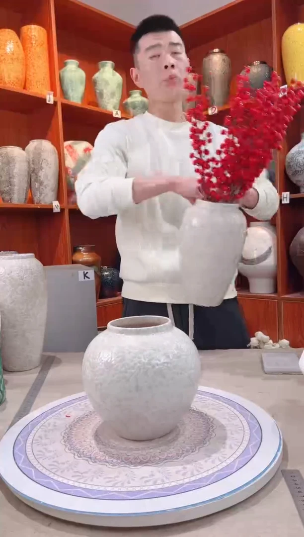 【闪购商品】瓶  陶瓷花瓶 无花 茶白 小号