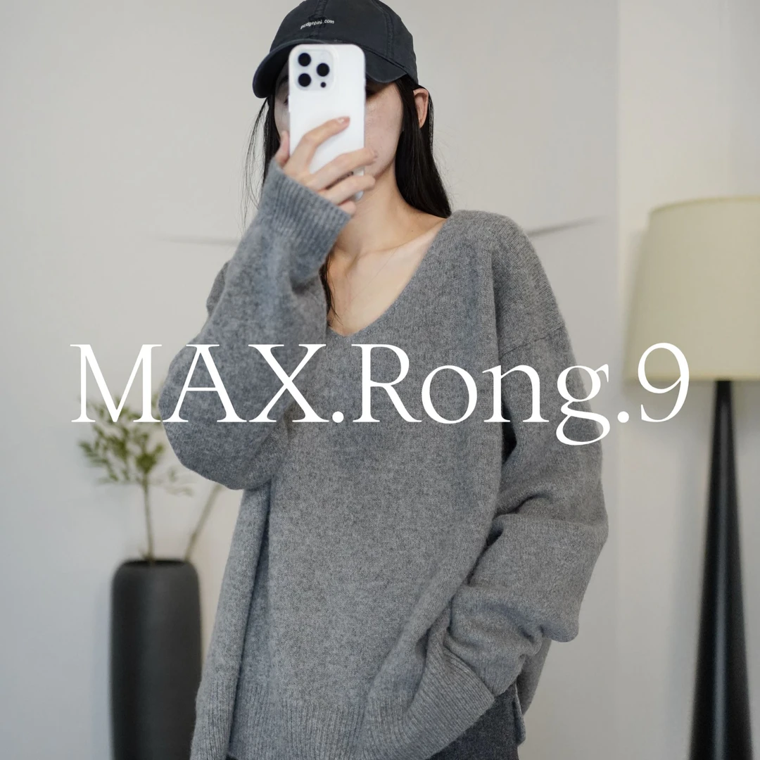 MAX.Rong.9纯色大领口慵懒感 日系针织毛衣
