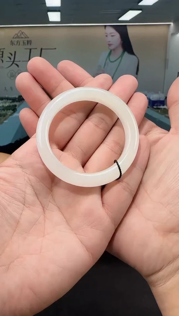 未镶嵌手镯和田玉多样性发货 拍一发一