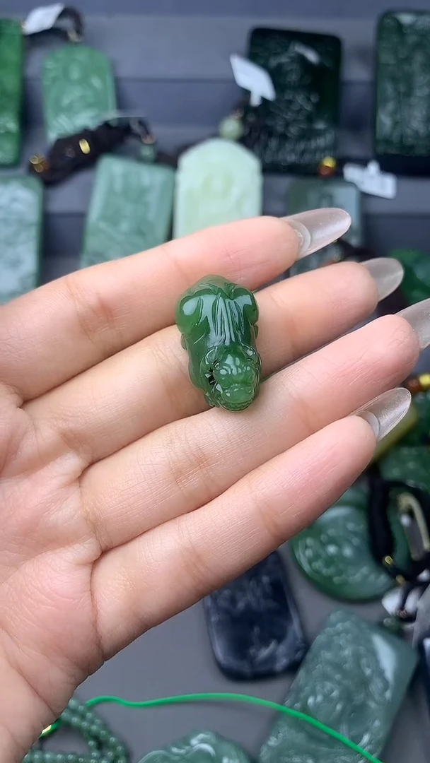 【闪购商品】和田玉吊坠(不含链)未镶嵌挂件拍一发一