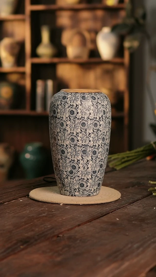 摆件15-394 陶瓷花器高28口径9