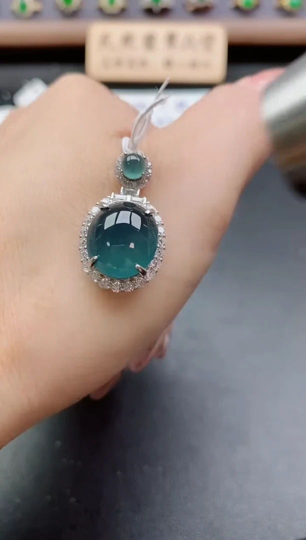 吊坠(赠链)银S925镶嵌翡翠1