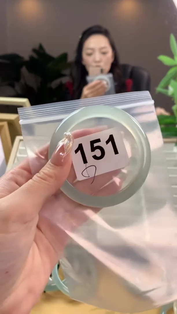 【闪购商品】玛瑙/玉髓手镯未镶嵌151