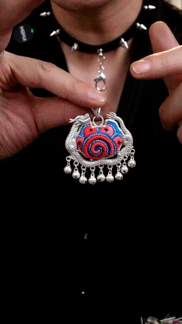 【闪购商品】织绣073非遗手工刺绣吊坠