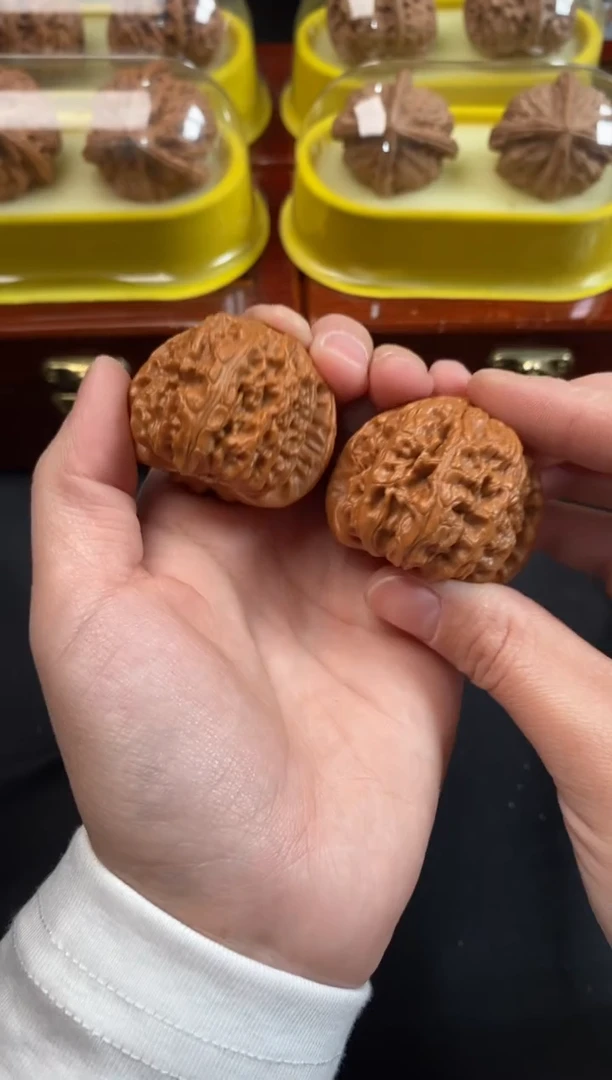 把件文玩核桃白狮子39尺F131