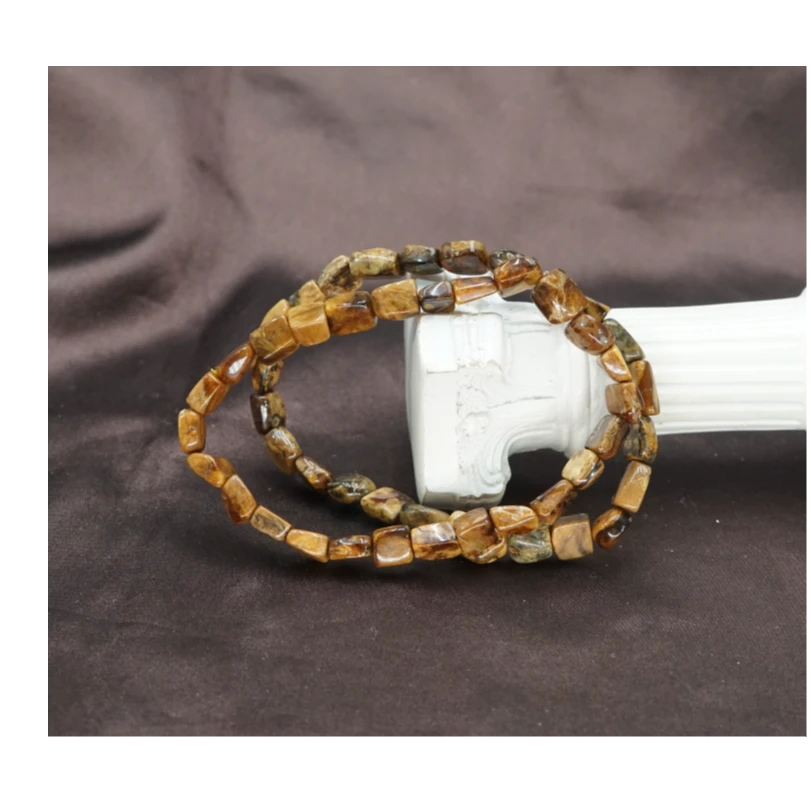 琥珀溶洞随型根珀3+（多样性发其一） CA021215