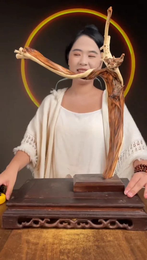 柏木（崖柏）手工摆件,先抢先得! 编号:287