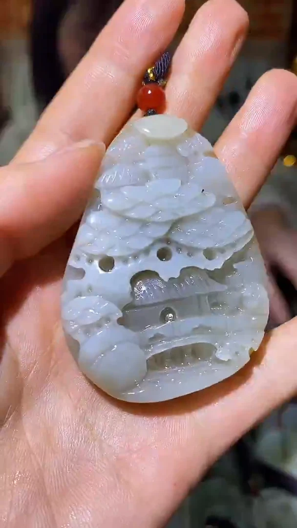 颈饰未镶嵌和田玉1